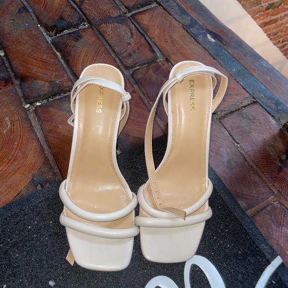 Express Shoes - Express Beige Heels